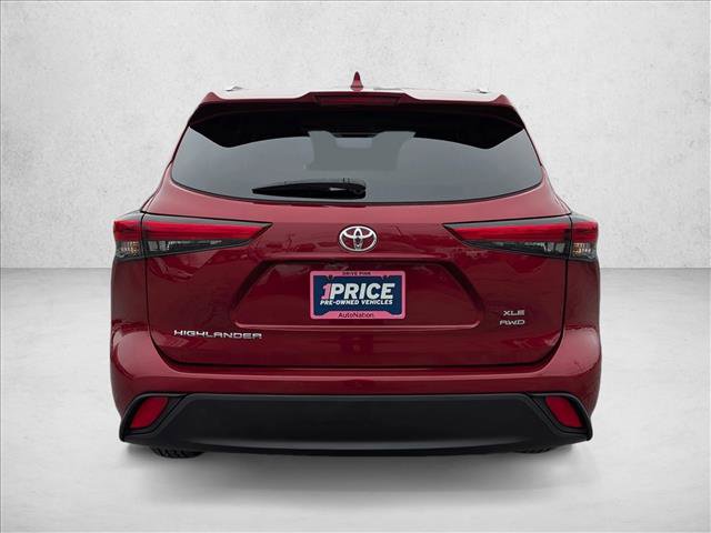 Used 2022 Toyota Highlander XLE image 7