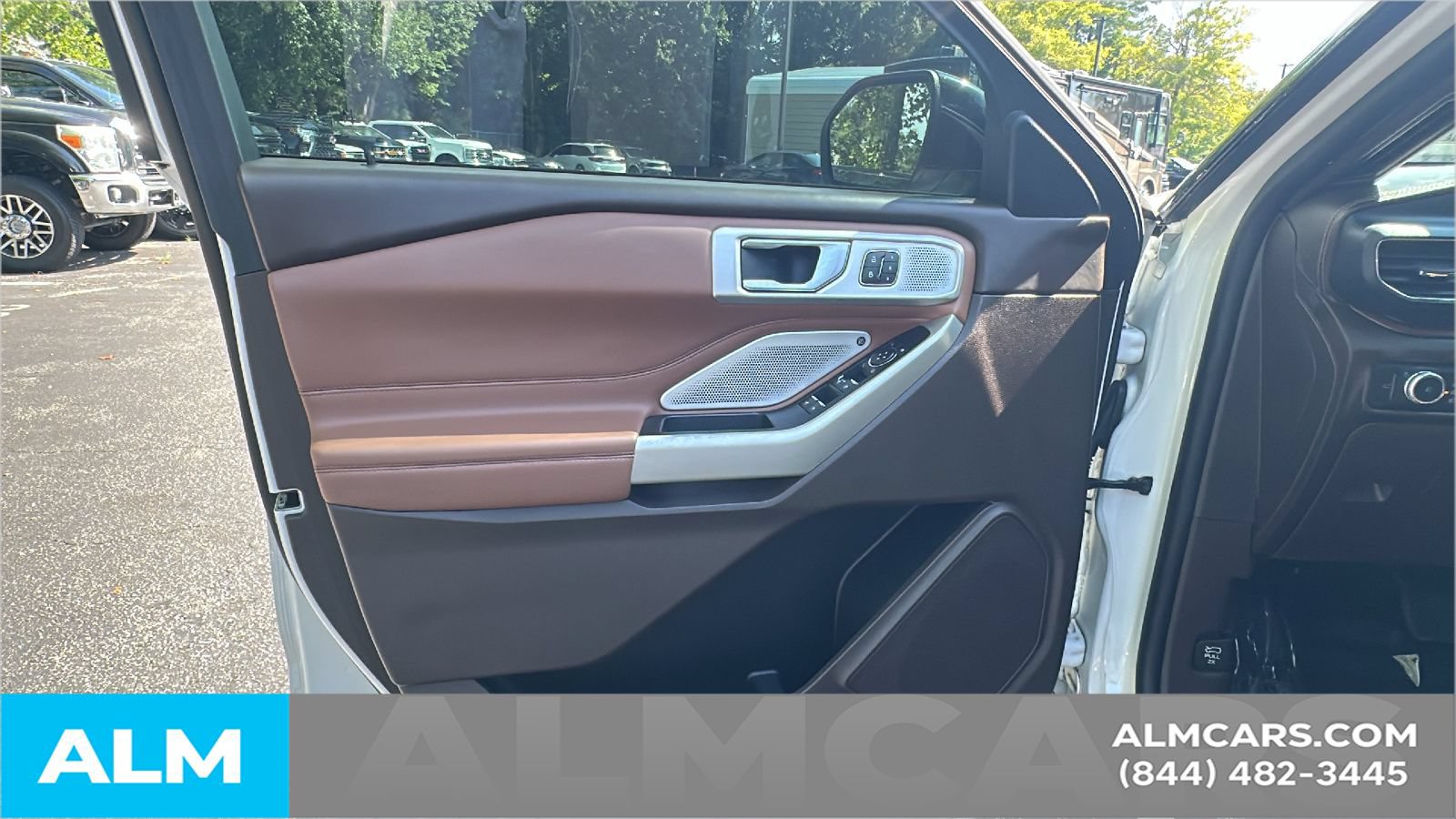 Used 2022 Ford Explorer King Ranch RWD image 11