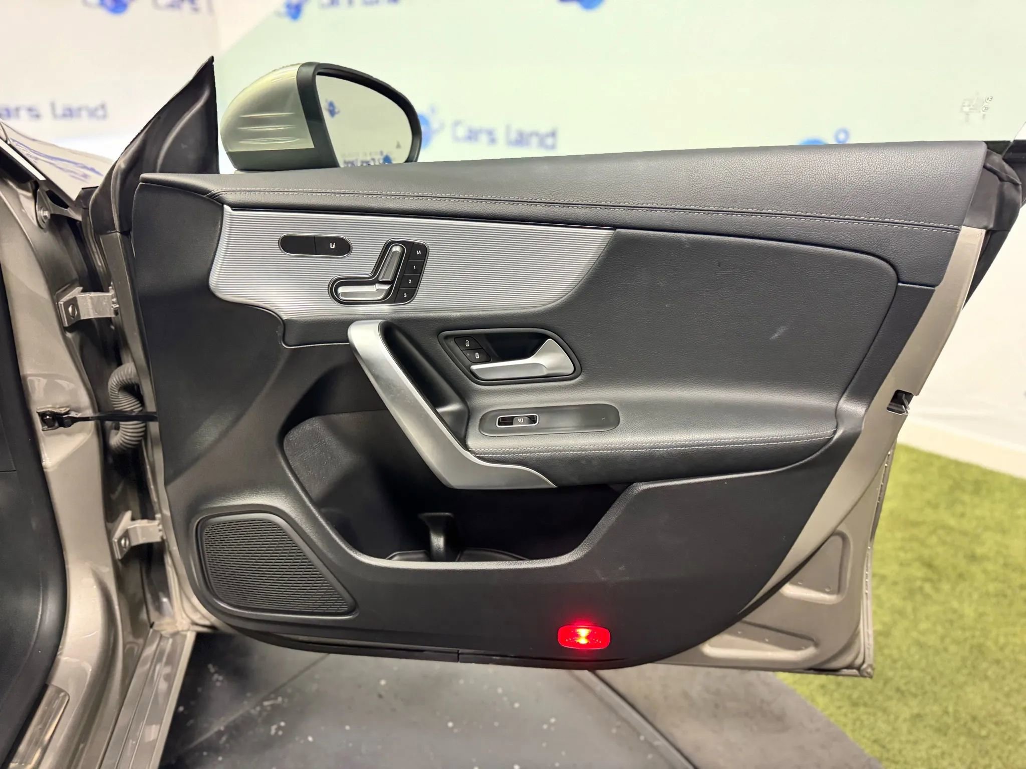 Used 2020 Mercedes-Benz CLA 250 4MATIC image 16