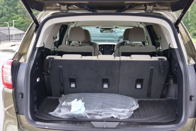Certified 2025 Subaru Ascent Premium AWD/4WD image 23