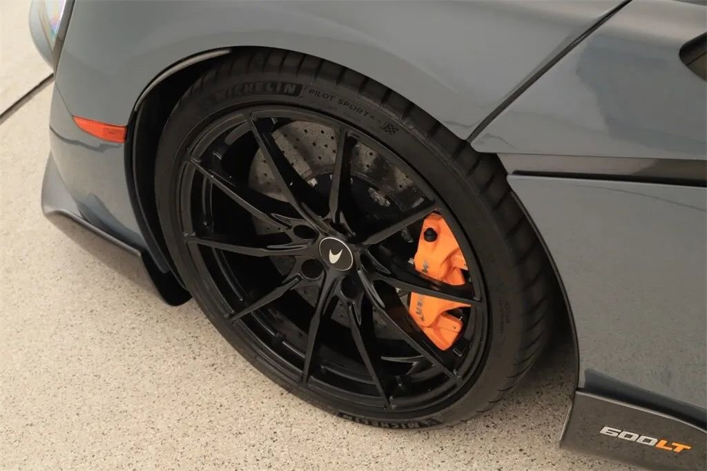 Used 2020 McLaren 600LT Spider image 14