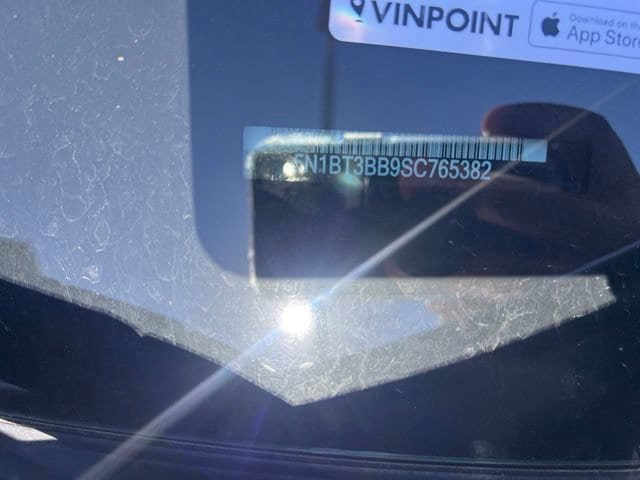 Used 2025 Nissan Rogue SV AWD/4WD image 5