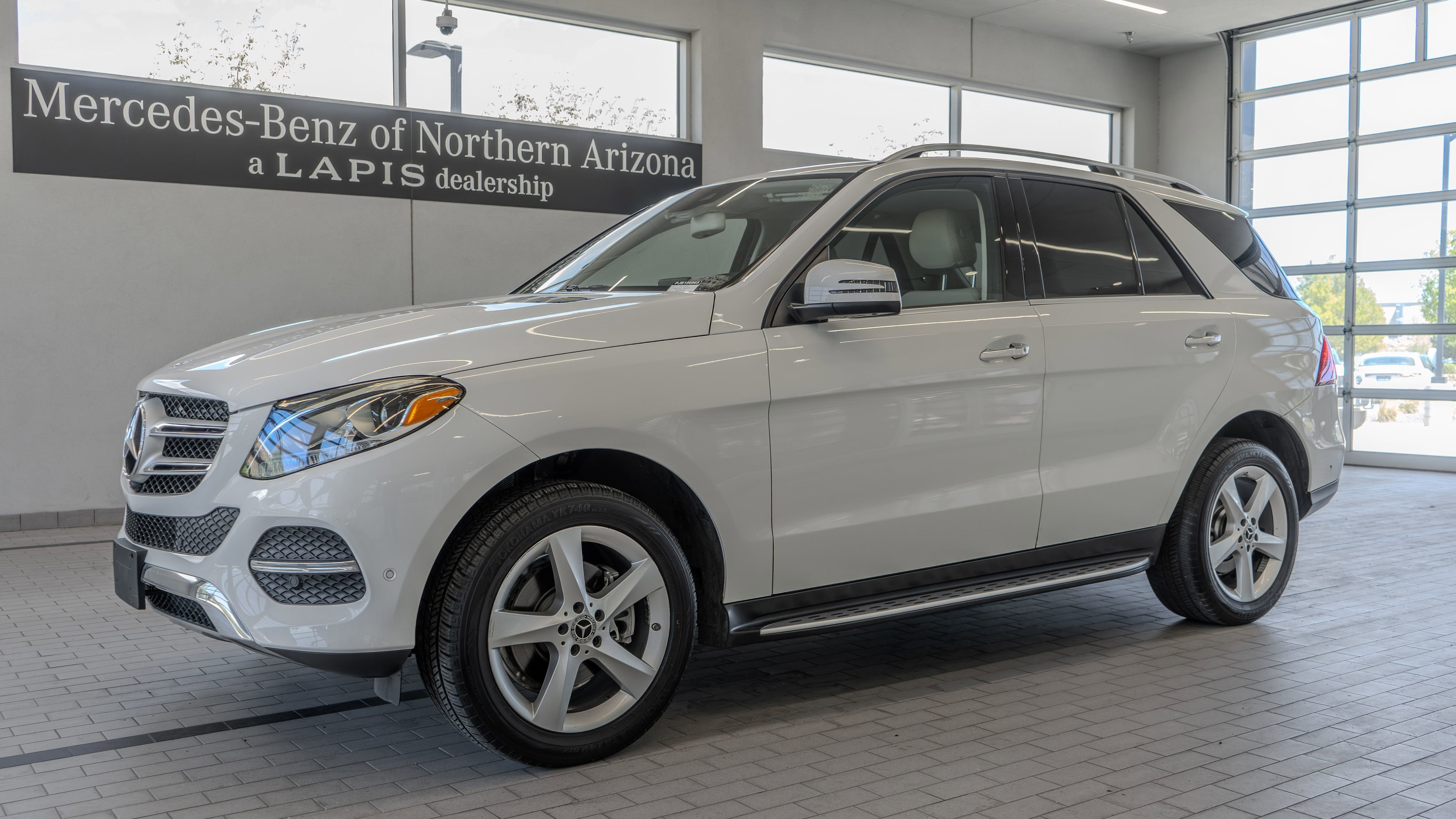 Used 2018 Mercedes-Benz GLE 350 4MATIC w/ Premium 1 Package image 3
