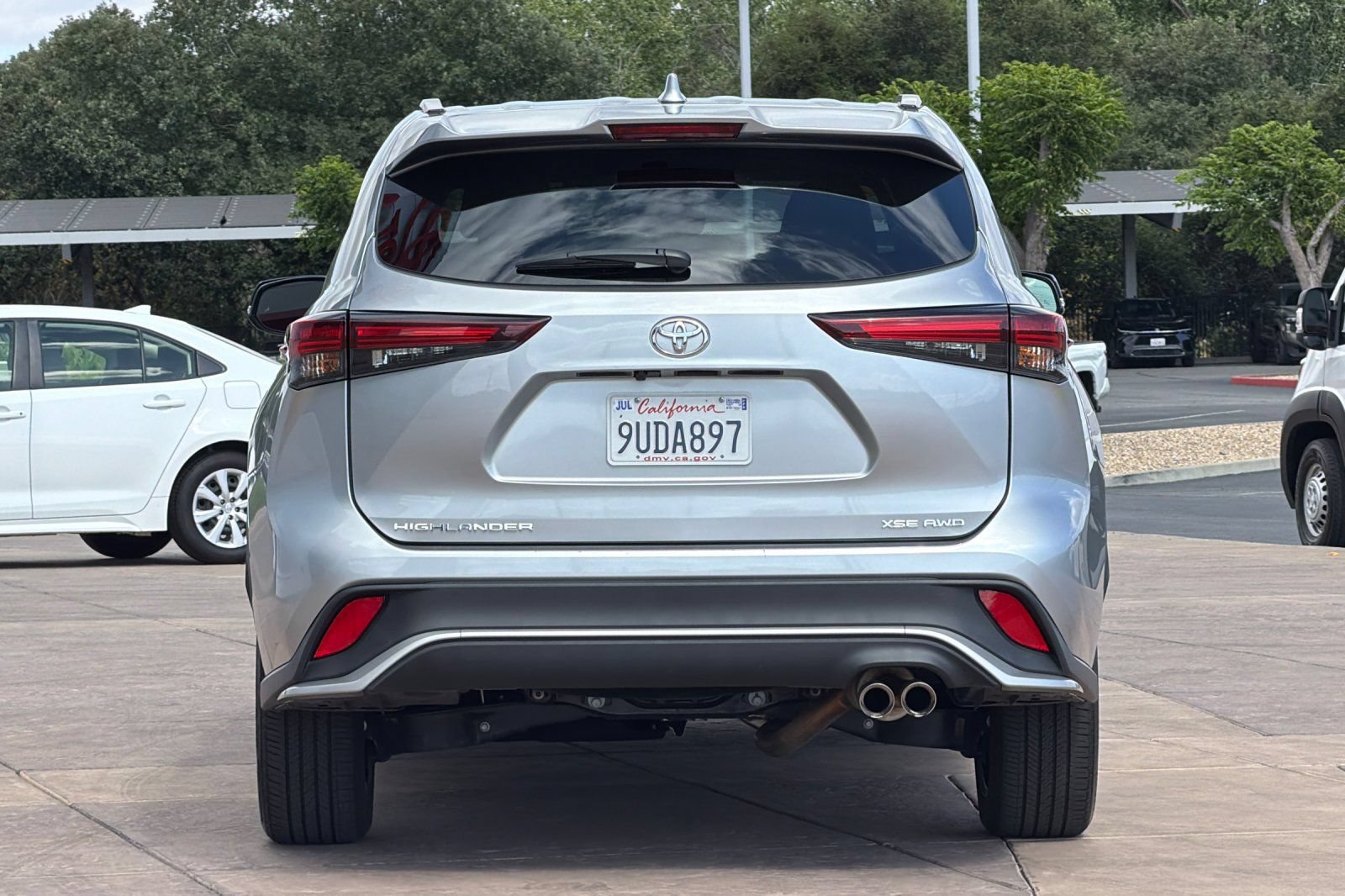 Used 2025 Toyota Highlander XSE AWD/4WD image 5