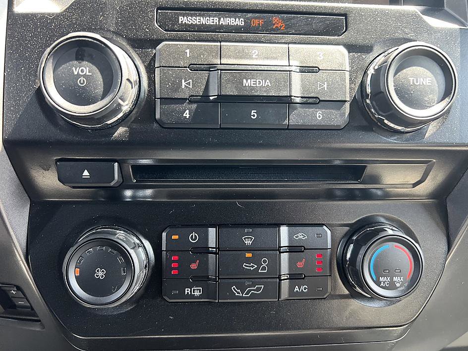 Used 2015 Ford F150 XLT w/ Equipment Group 302A Luxury image 18