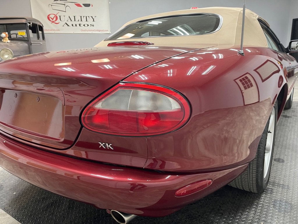 Used 1999 Jaguar XK8 image 8