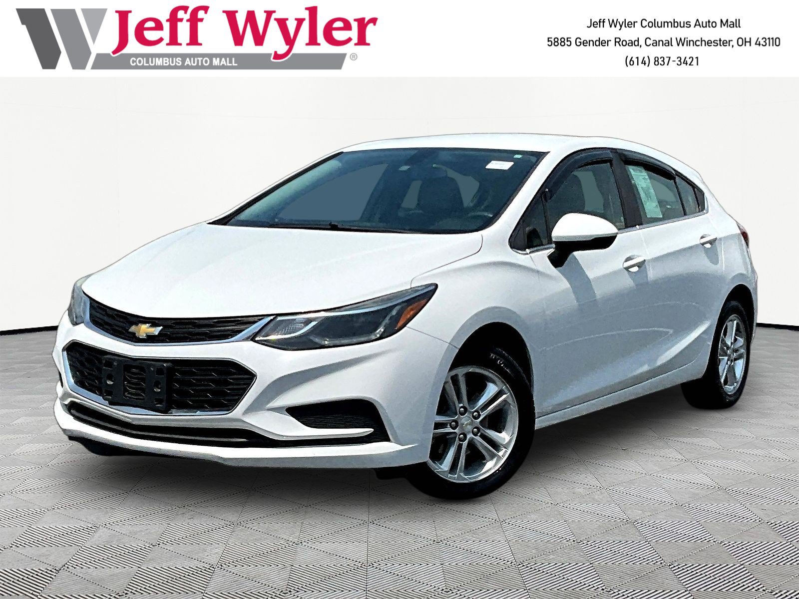 Used 2018 Chevrolet Cruze LT w/ Convenience Package FWD image 1