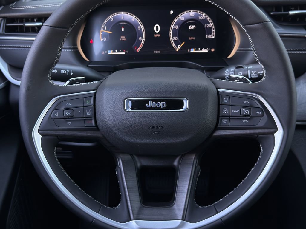 New 2025 Jeep Grand Cherokee L Limited image 10