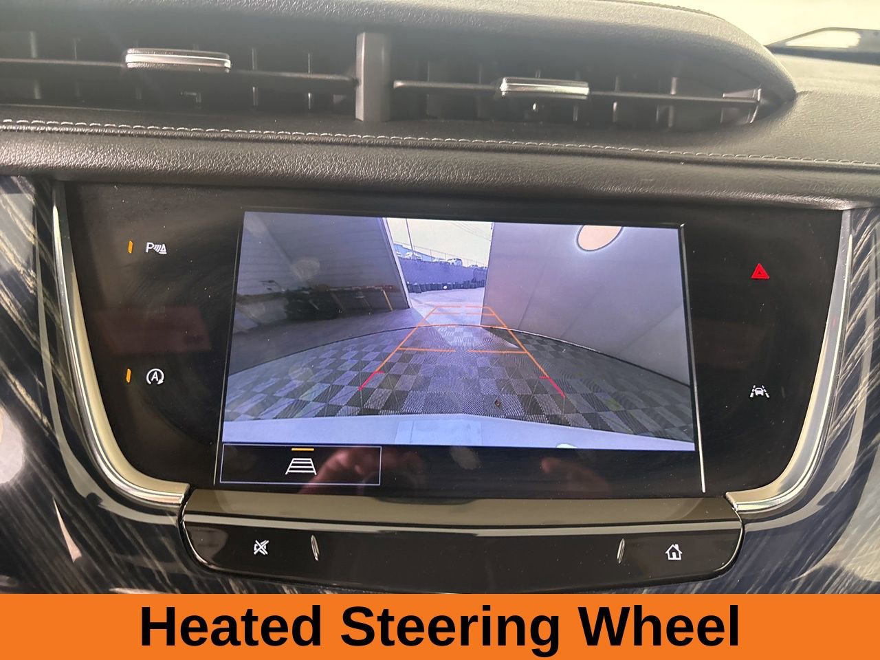 Used 2024 Cadillac XT6 Premium Luxury image 17