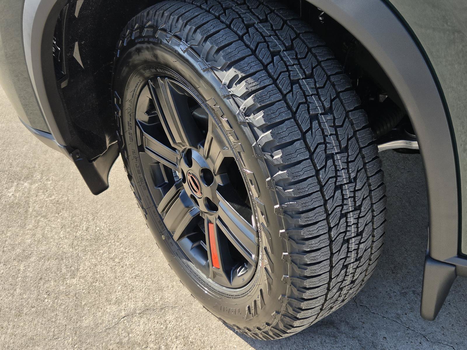 New 2027 Nissan Rogue SV AWD/4WD image 9
