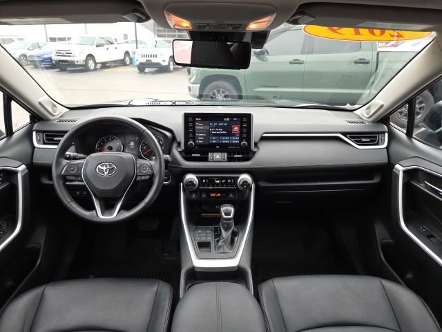 Used 2019 Toyota RAV4 XLE Premium w/ Advanced Technology Package image 21
