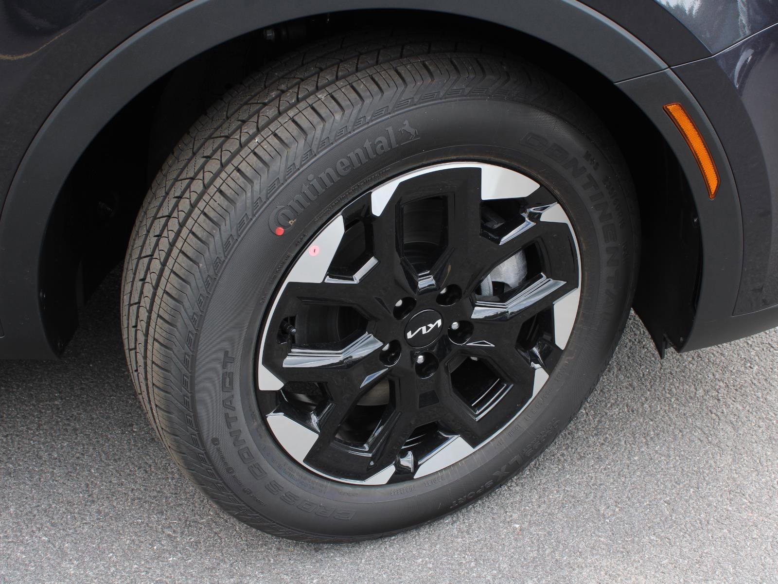 New 2026 Kia Sorento S image 14