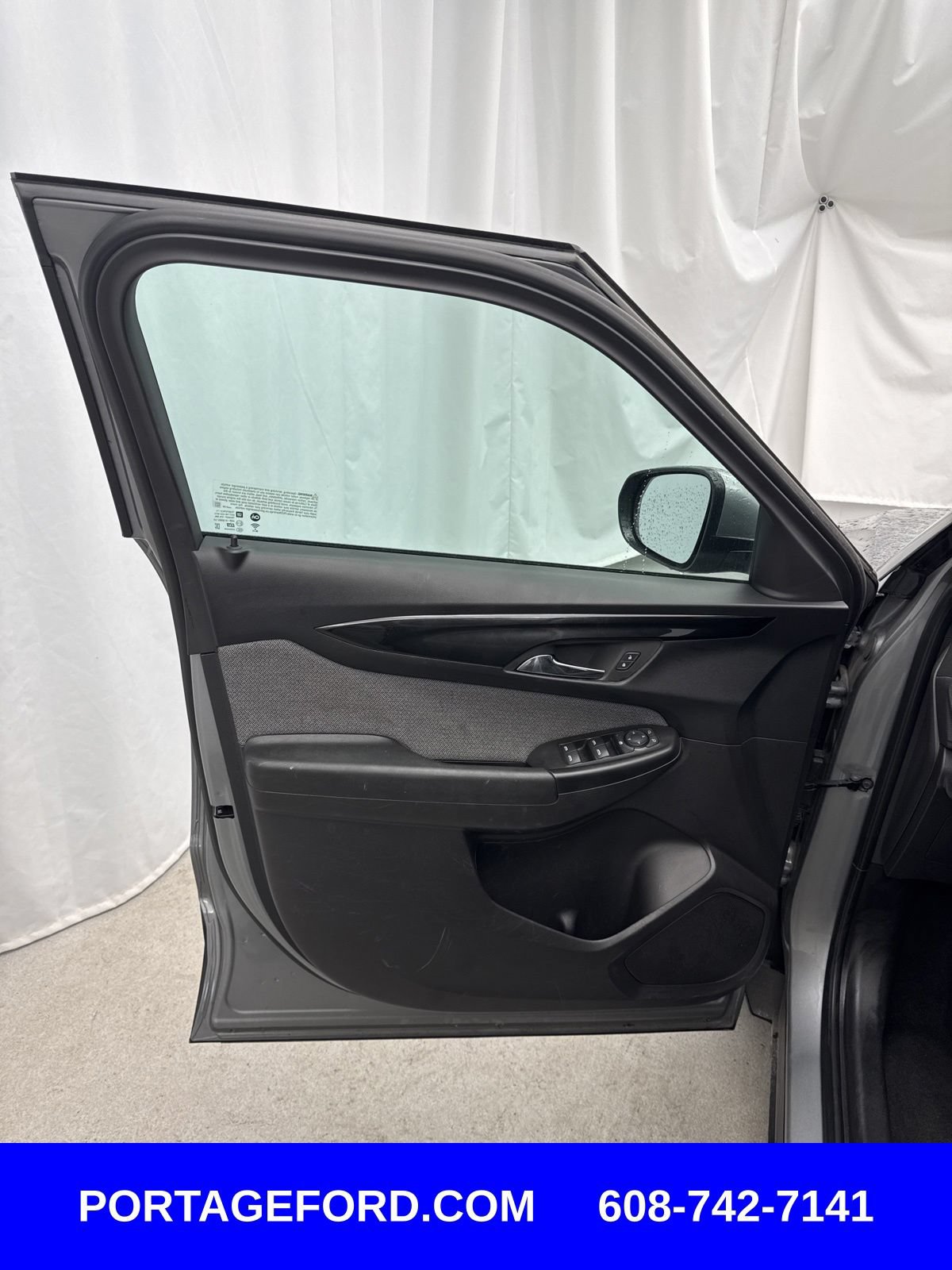 Used 2025 Chevrolet TrailBlazer LT AWD/4WD image 11