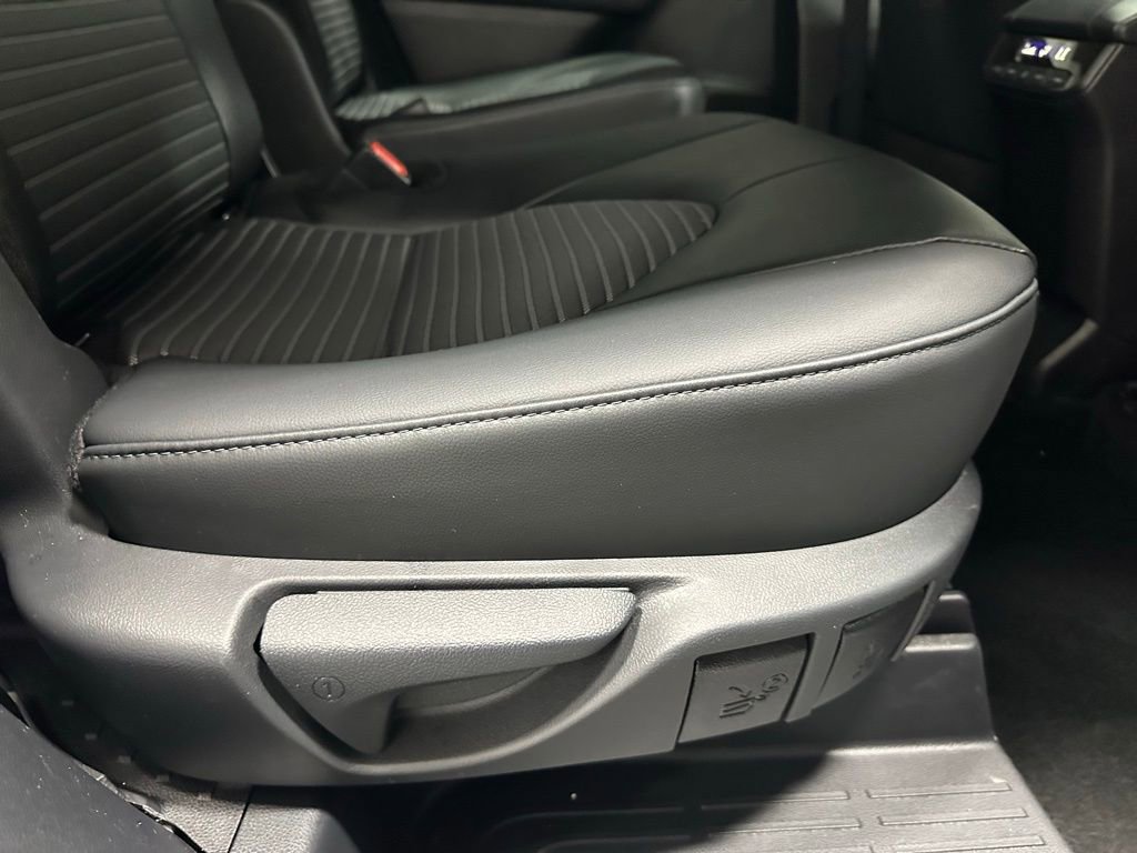 Used 2025 Toyota Highlander XSE image 58