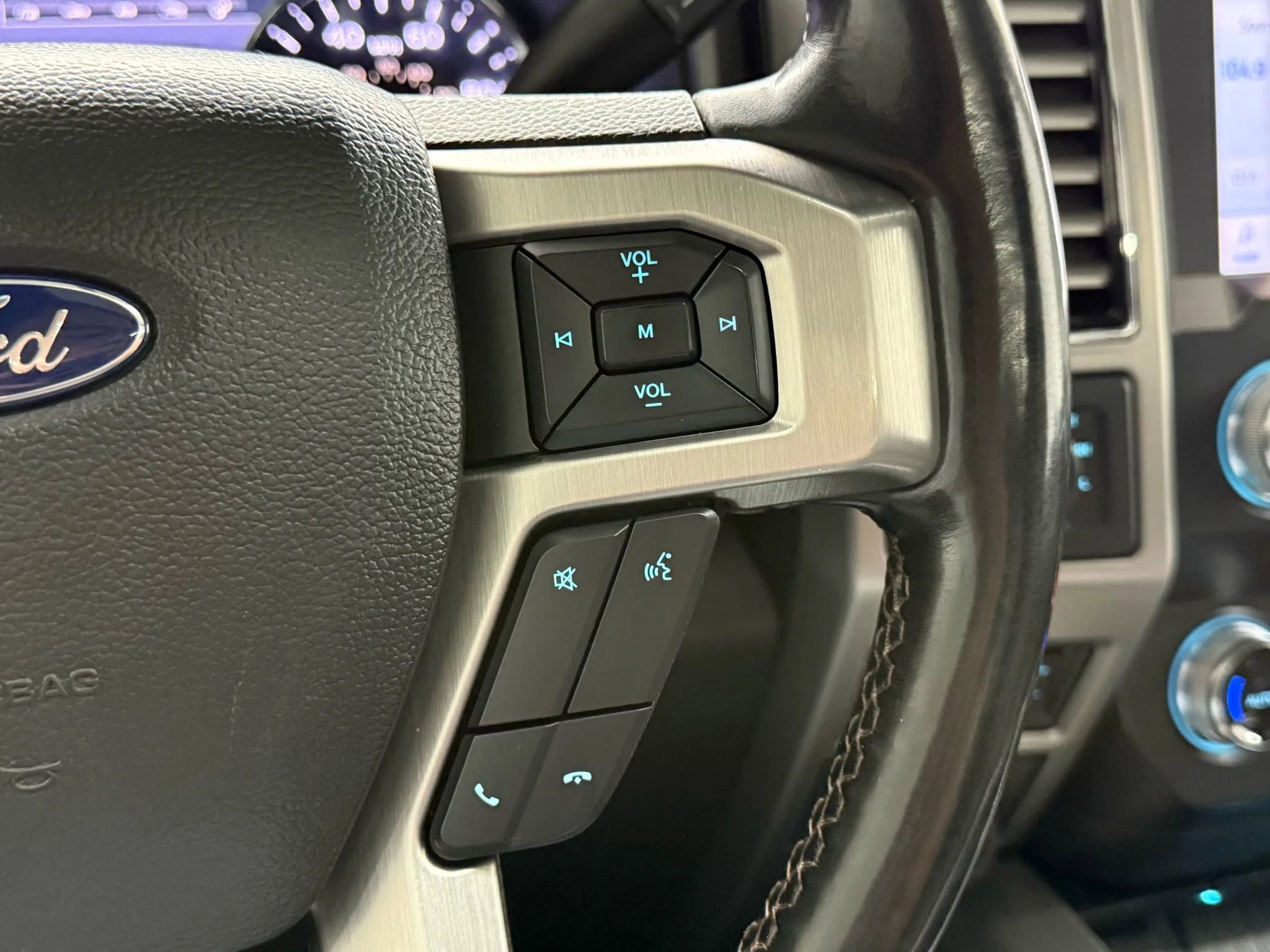 Used 2021 Ford F250 Platinum image 22