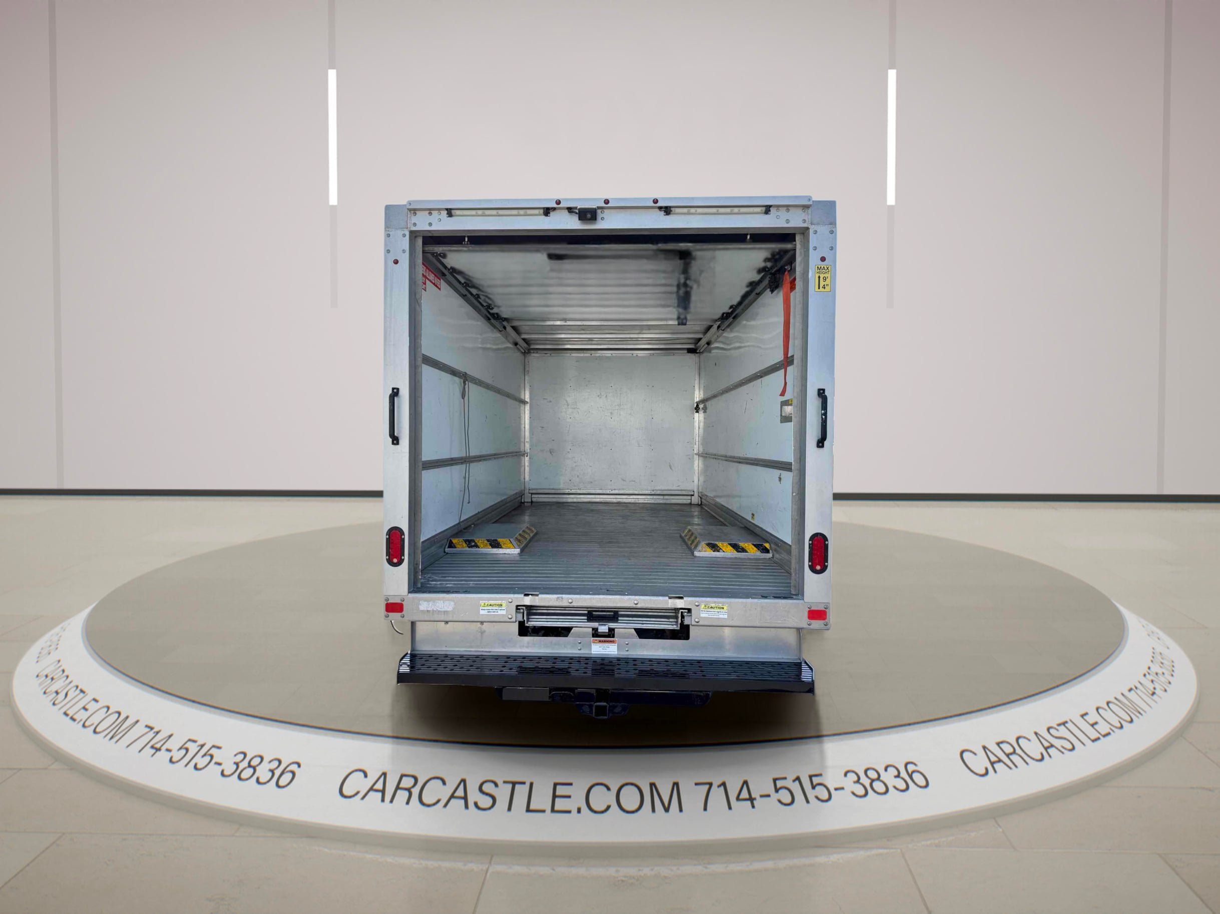 Used 2019 Ford Transit 350 156 DRW RWD image 9