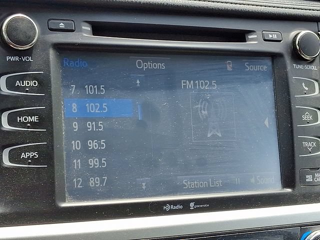 Used 2014 Toyota Highlander XLE FWD image 19