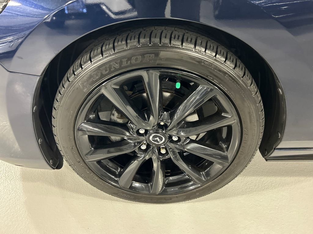 Used 2019 MAZDA MAZDA3 Hatchback w/ Premium Package image 8