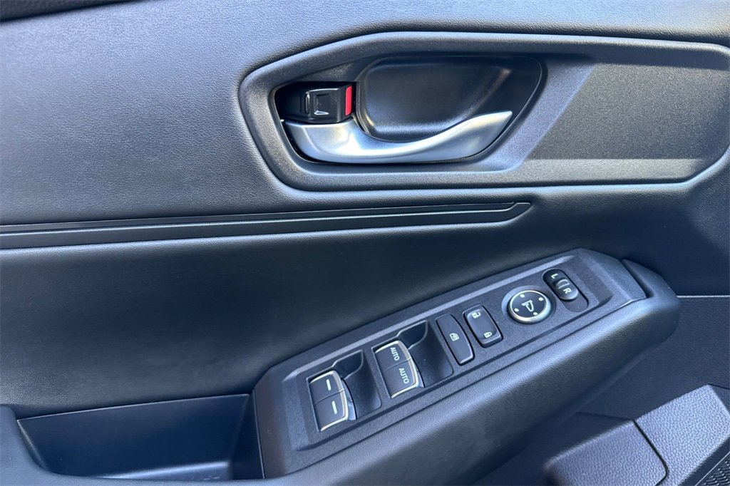 Used 2025 Honda Accord SE image 10