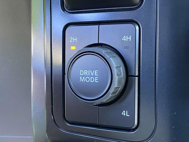 New 2025 Ford F150 XLT image 19