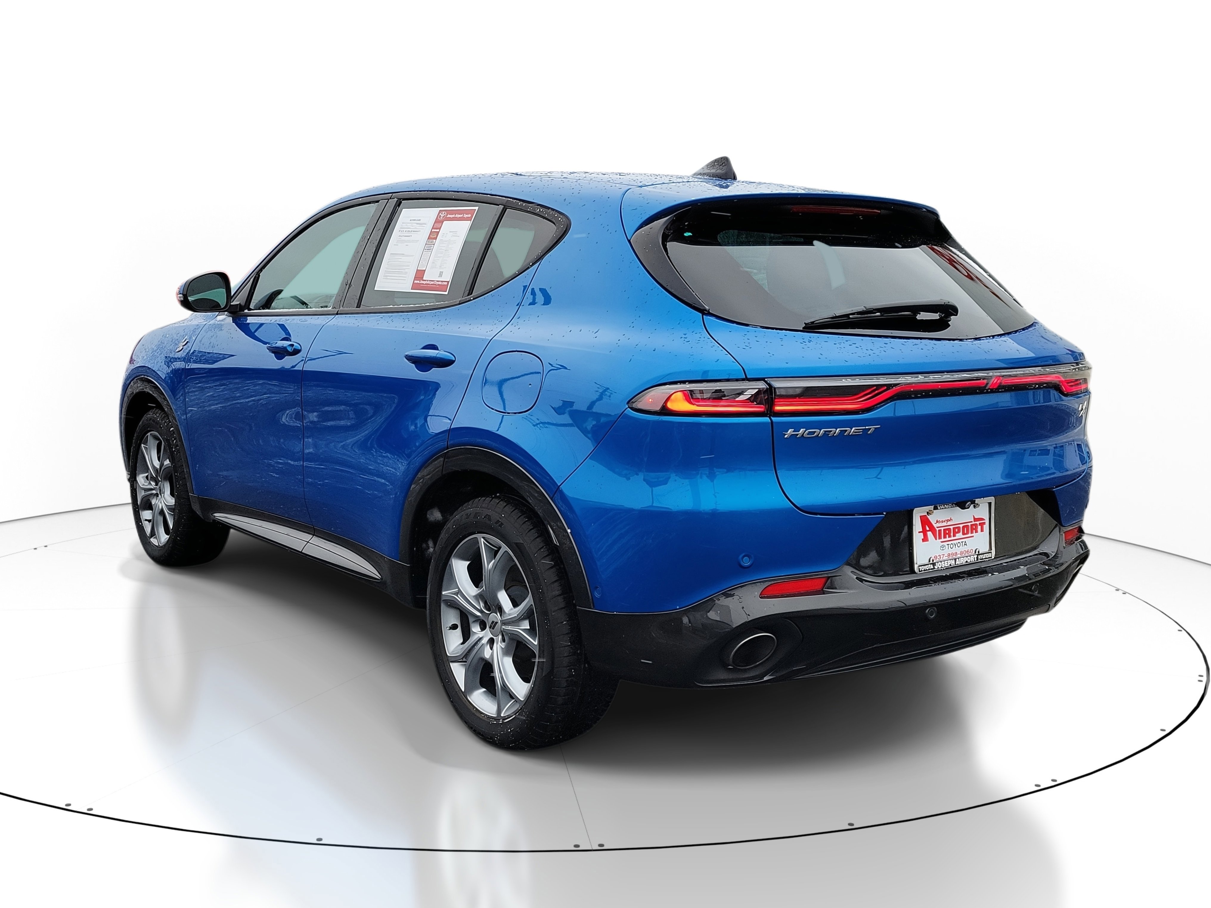 Used 2024 Dodge Hornet R/T w/ Tech Pack w/o Parking image 3