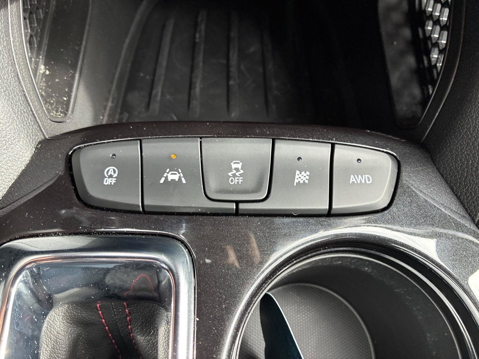 Used 2023 Chevrolet TrailBlazer RS w/ Convenience Package AWD/4WD image 29
