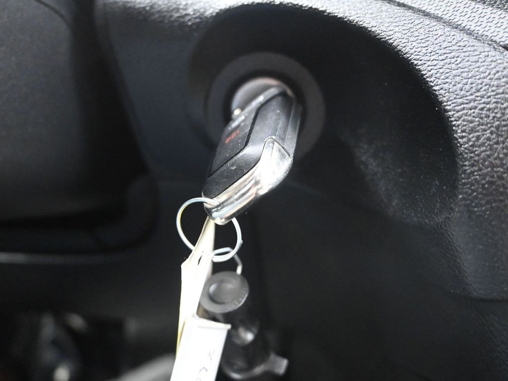 Used 2020 Ford Explorer 2WD image 22