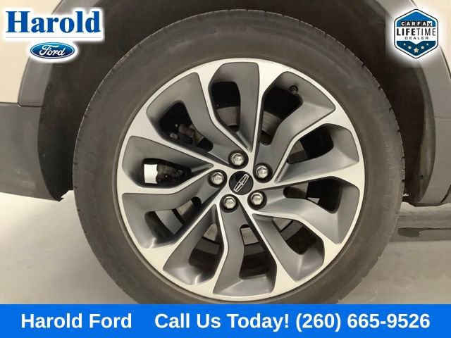 Used 2022 Lincoln Nautilus Reserve w/ Cargo Utility Package AWD/4WD image 8