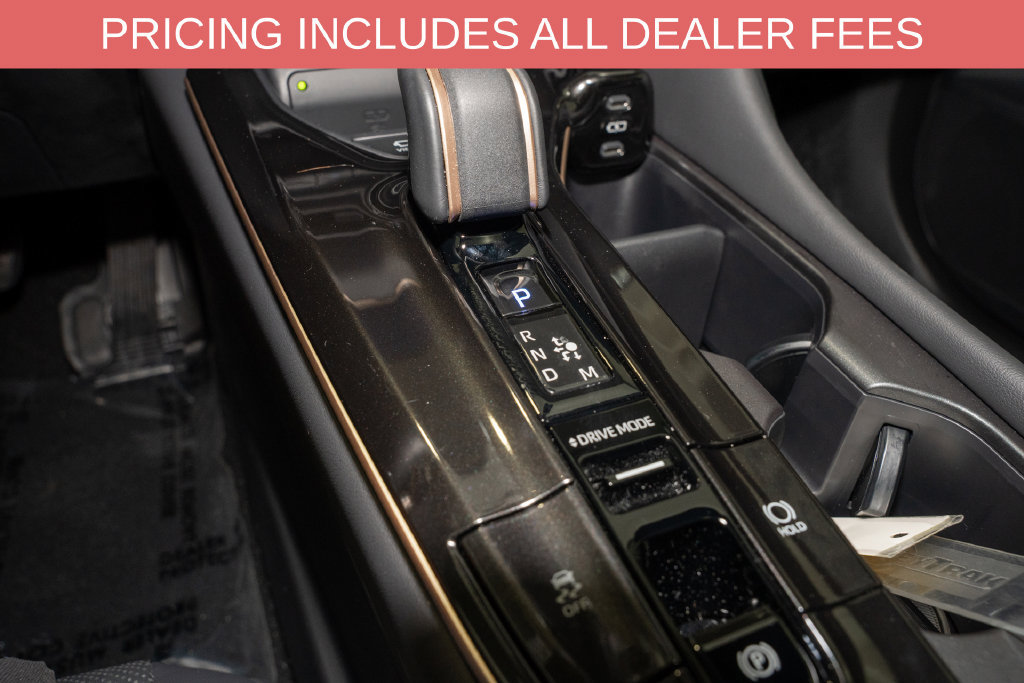 Used 2026 Toyota Crown Platinum AWD/4WD image 19