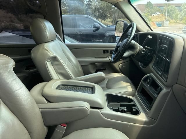 Used 2005 Chevrolet Silverado 2500 LT w/ Heavy-Duty Power Package AWD/4WD image 5