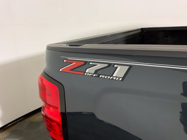 Used 2018 Chevrolet Silverado 1500 LT w/ All Star Edition AWD/4WD image 13