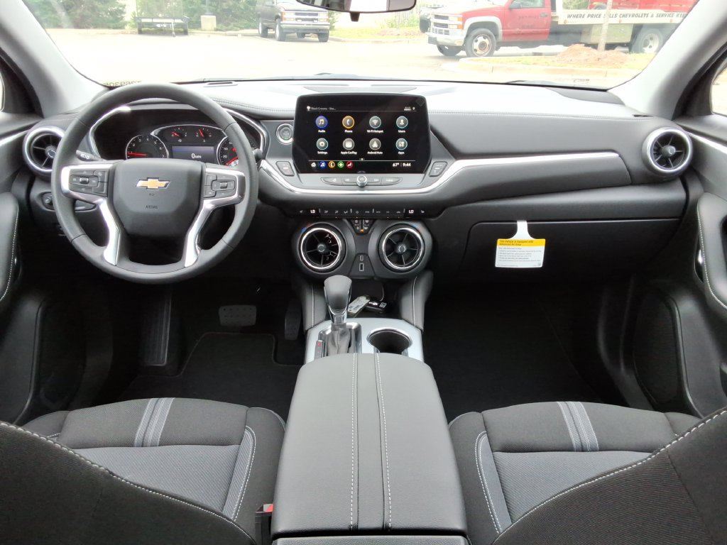 New 2026 Chevrolet Blazer LT FWD image 18