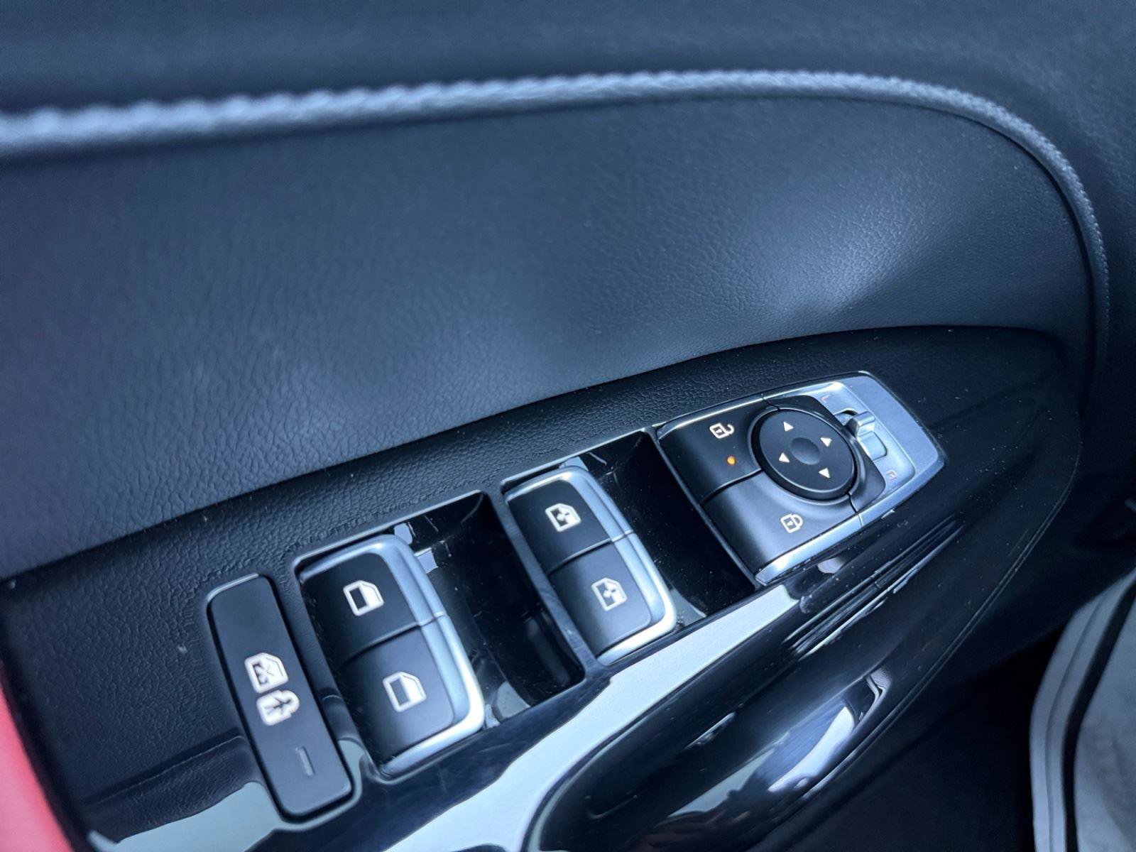 Used 2025 Kia K5 GT-Line w/ GT-Line Premium Package image 24
