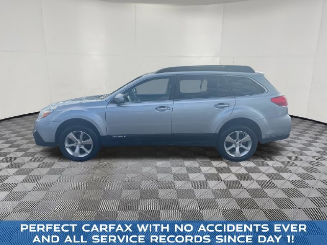 Used 2013 Subaru Outback 2.5i Limited AWD/4WD image 3