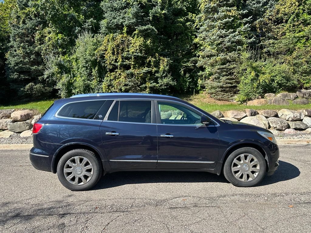Used 2017 Buick Enclave Premium AWD/4WD image 6