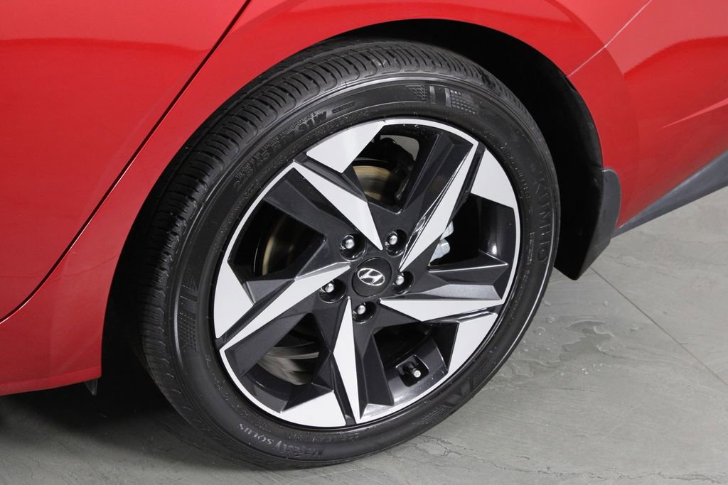 Certified 2023 Hyundai Elantra SEL w/ Convenience Package image 12