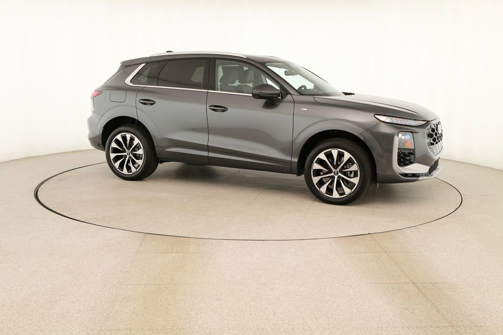 New 2026 Audi Q3 quattro 2.0T AWD/4WD image 9