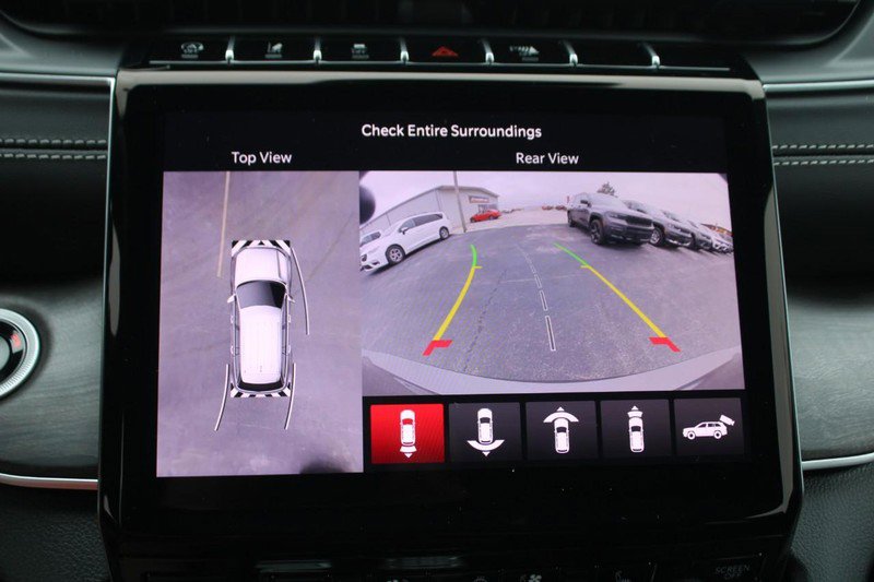 New 2025 Jeep Grand Cherokee L Limited w/ Luxury Tech Group II image 10