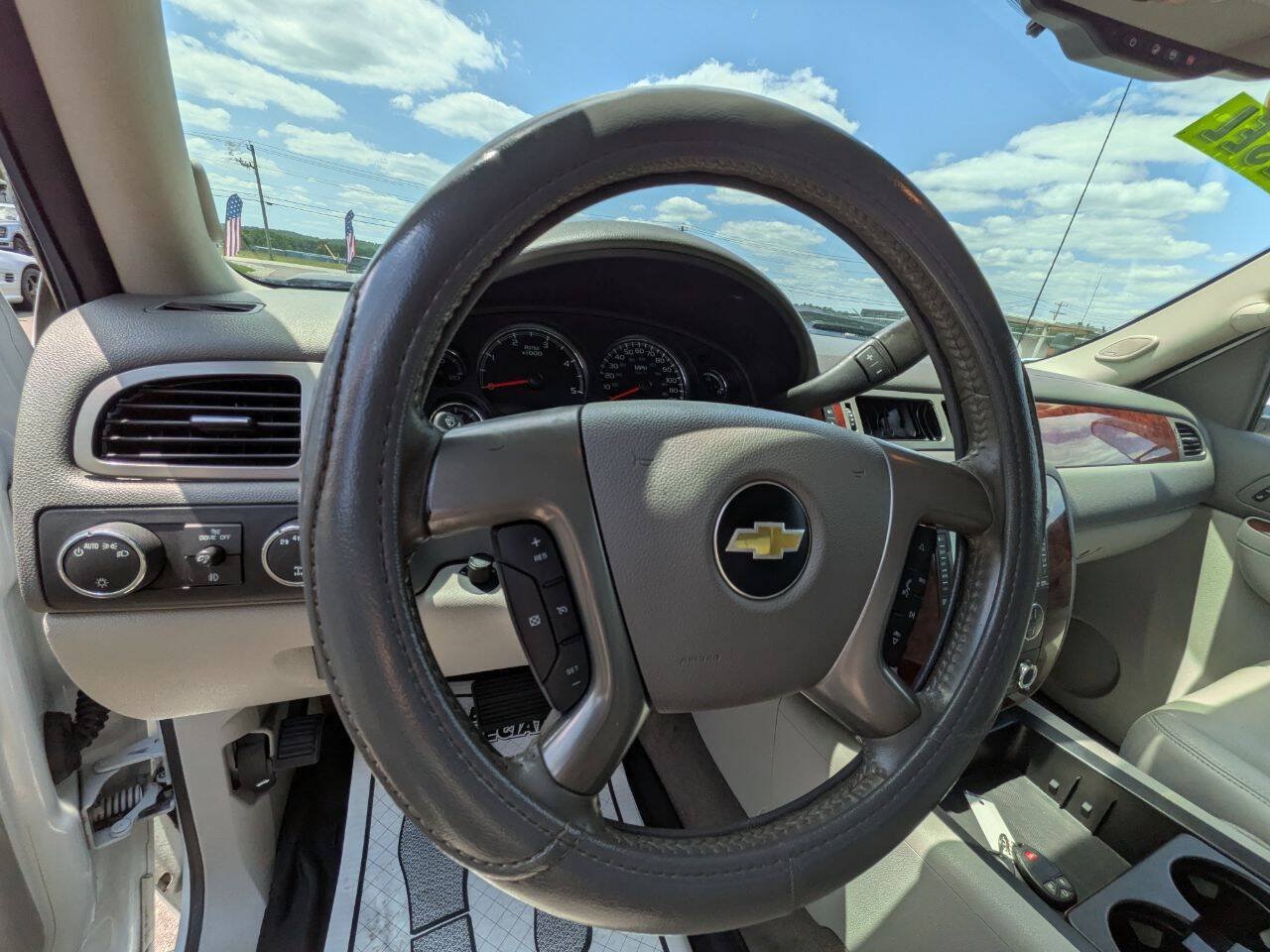 Used 2013 Chevrolet Silverado 3500 LTZ w/ LTZ Plus Package AWD/4WD image 15