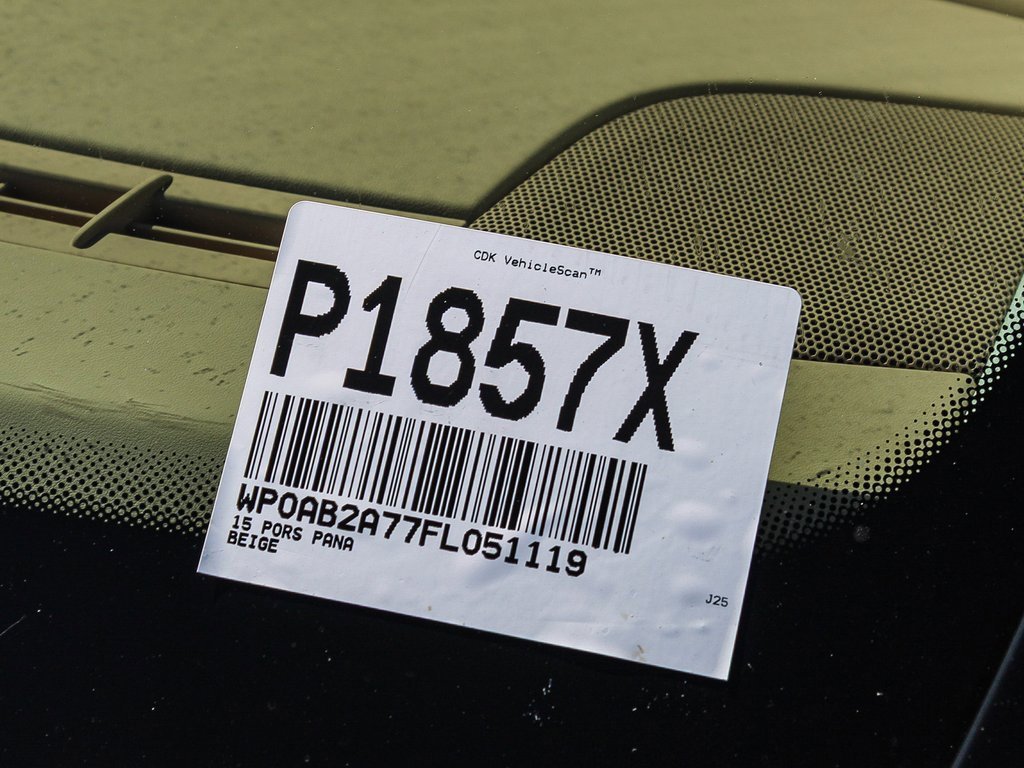 Used 2015 Porsche Panamera S image 31