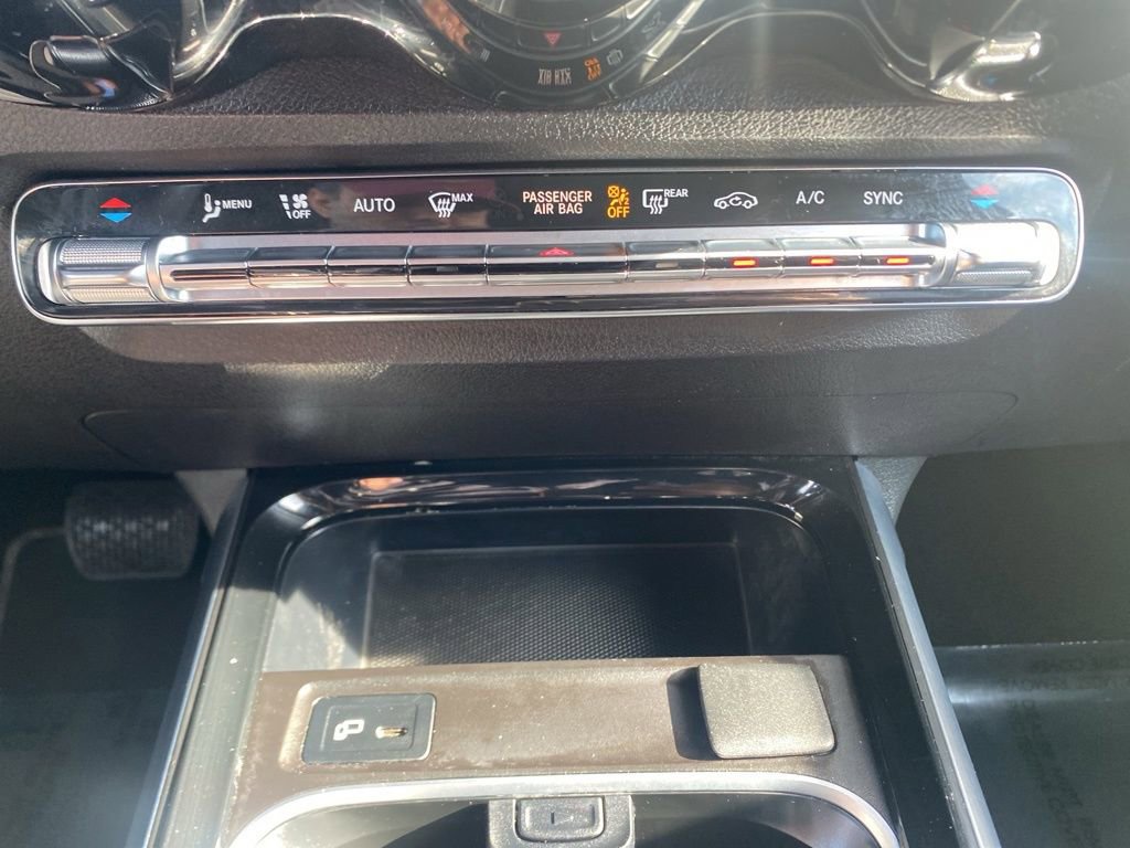 Used 2023 Mercedes-Benz GLB 250 GLB 250 image 29