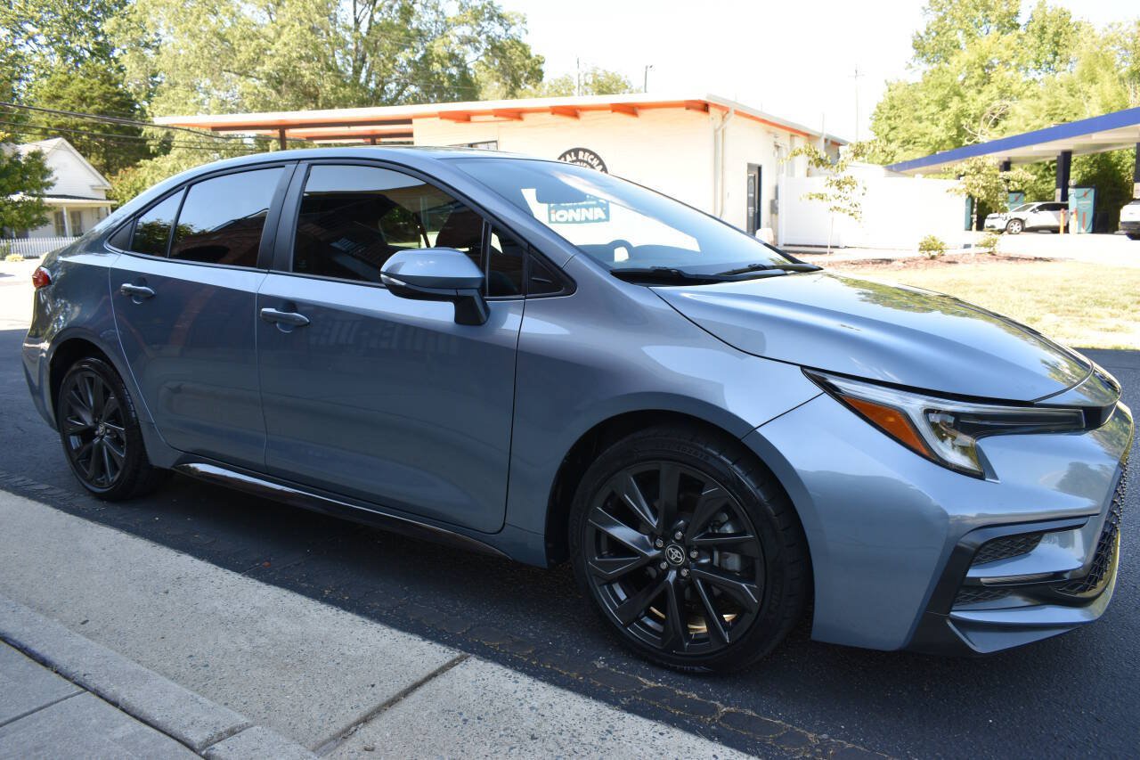Used 2023 Toyota Corolla SE FWD image 28