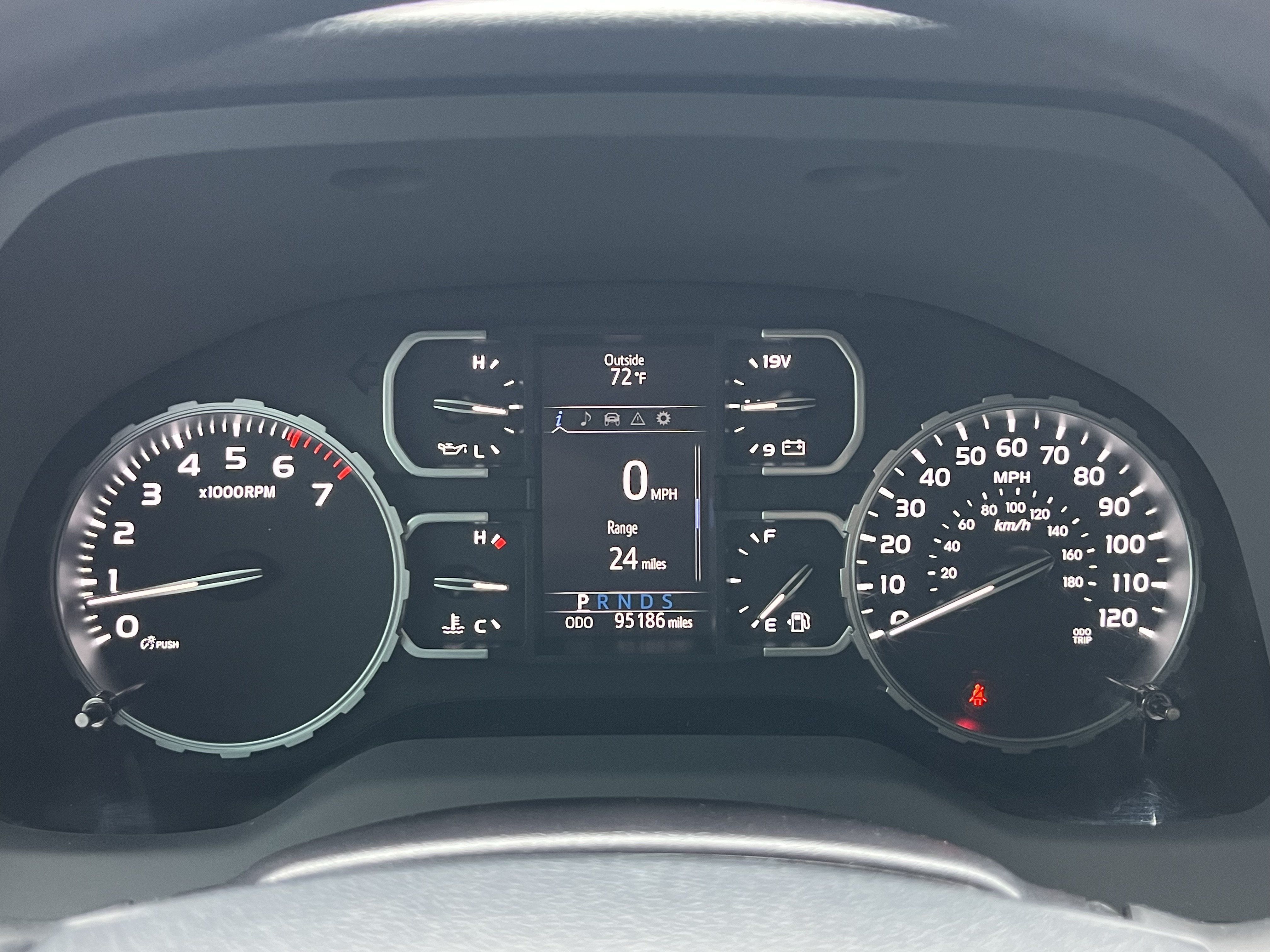 Used 2018 Toyota Tundra SR5 w/ TRD Off Road Package AWD/4WD image 18