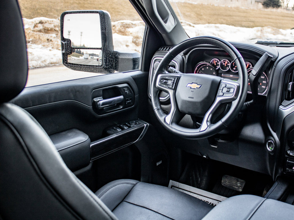 Used 2023 Chevrolet Silverado 2500 LTZ image 36