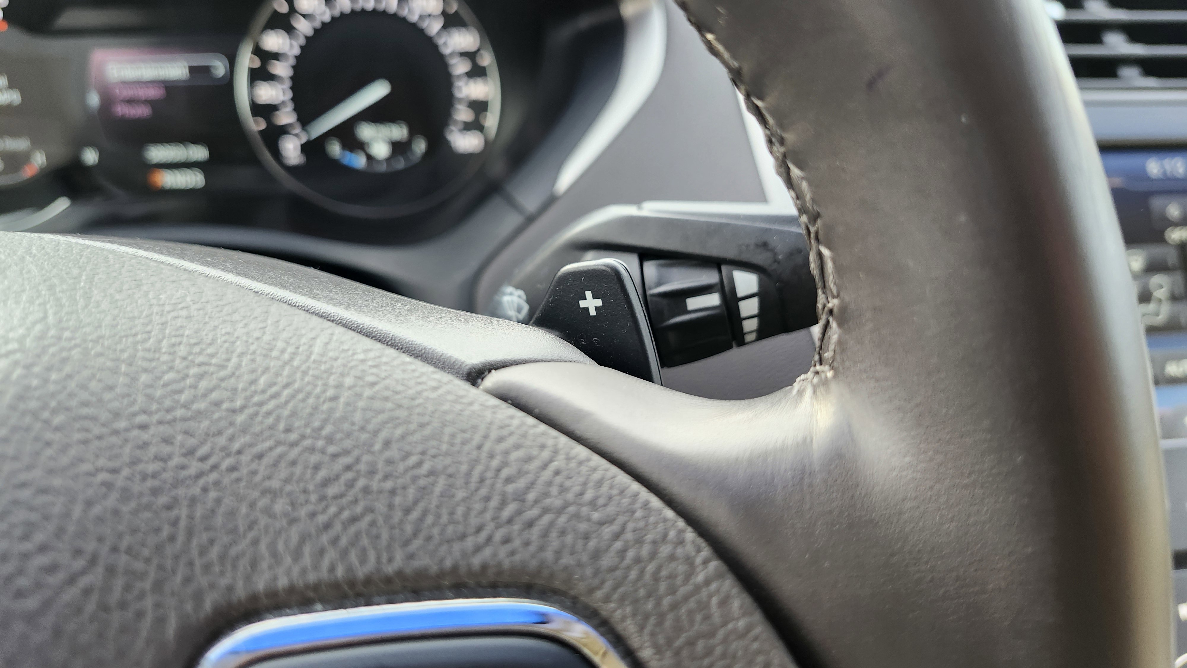 Used 2015 Lincoln MKZ w/ Equipment Group 101A Select image 34