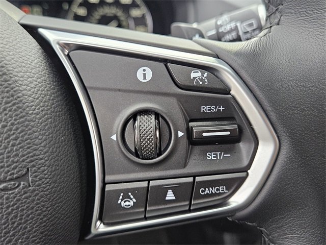 Used 2025 Acura RDX SH-AWD image 22