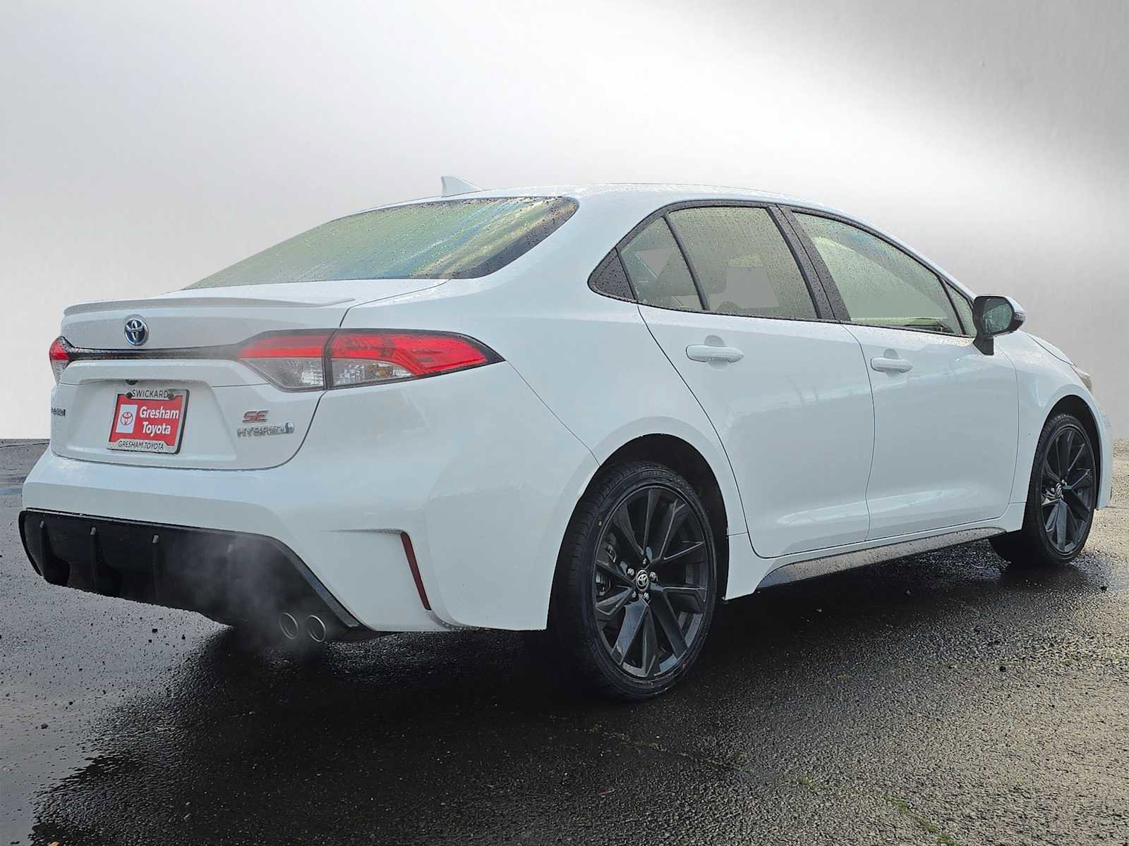 Certified 2024 Toyota Corolla SE image 3