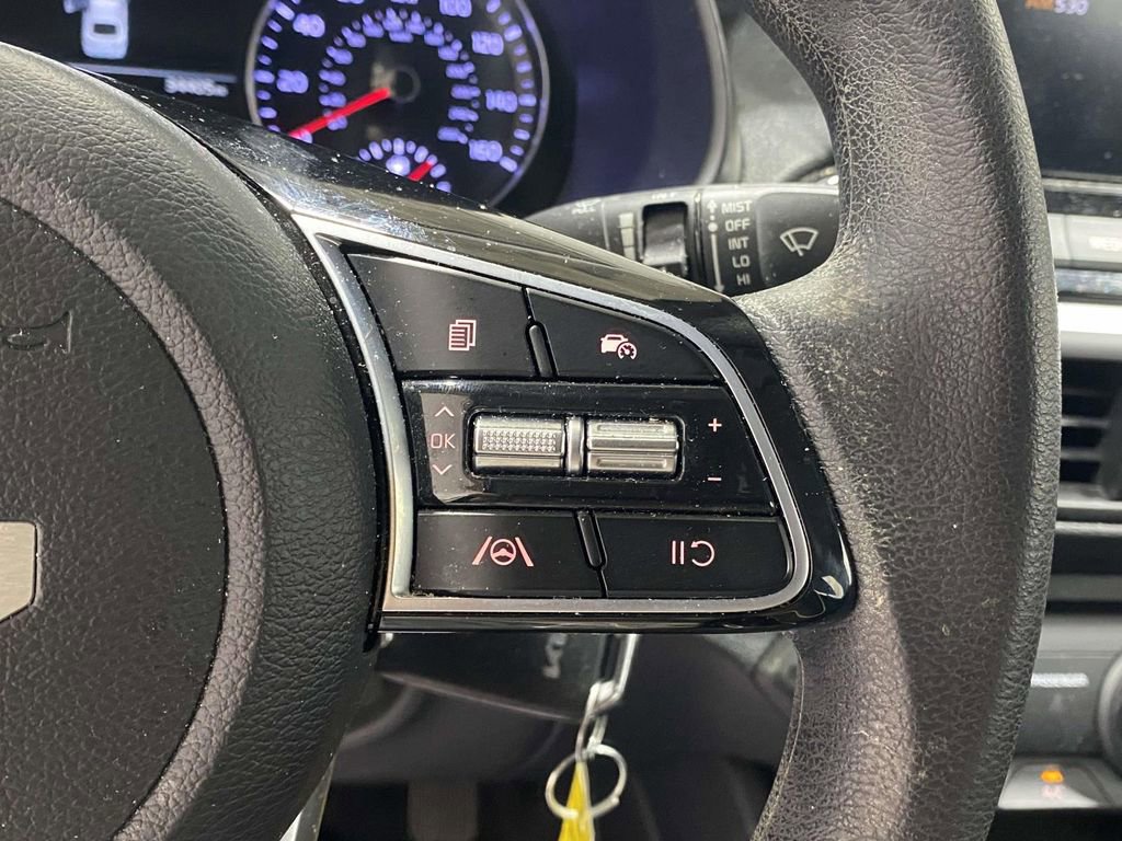 Used 2023 Kia Forte LXS image 21