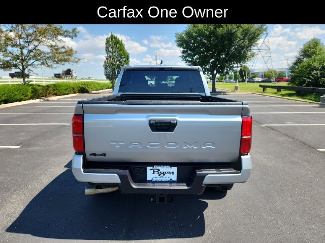 Used 2025 Toyota Tacoma TRD Sport AWD/4WD image 9