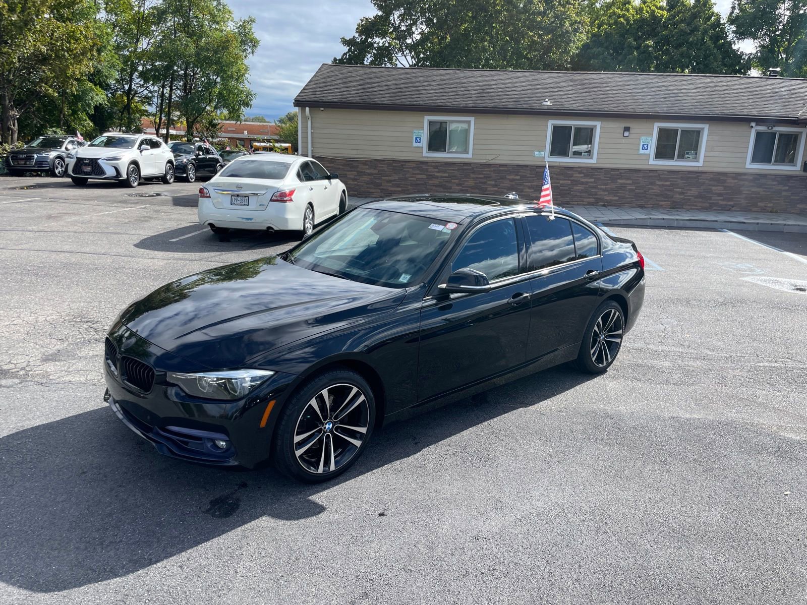 Used 2018 BMW 330i xDrive Sedan image 32